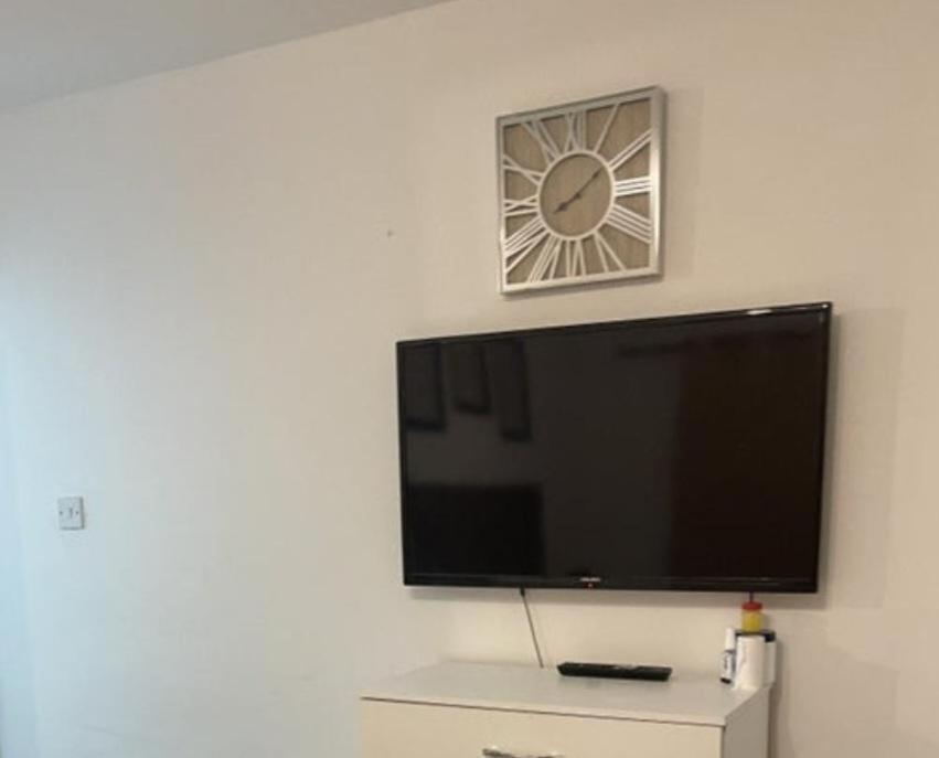 Stylish Furnished Rooms In Barking Centre Buitenkant foto